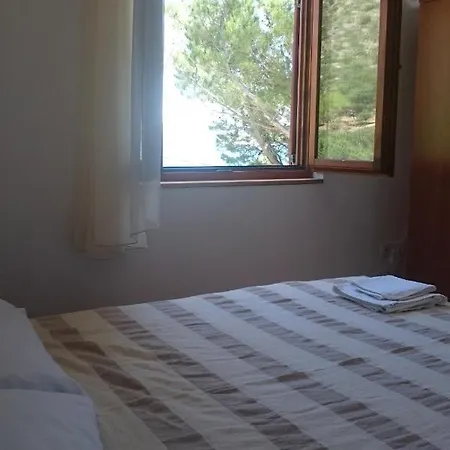 Seline 11197b Starigrad Paklenica